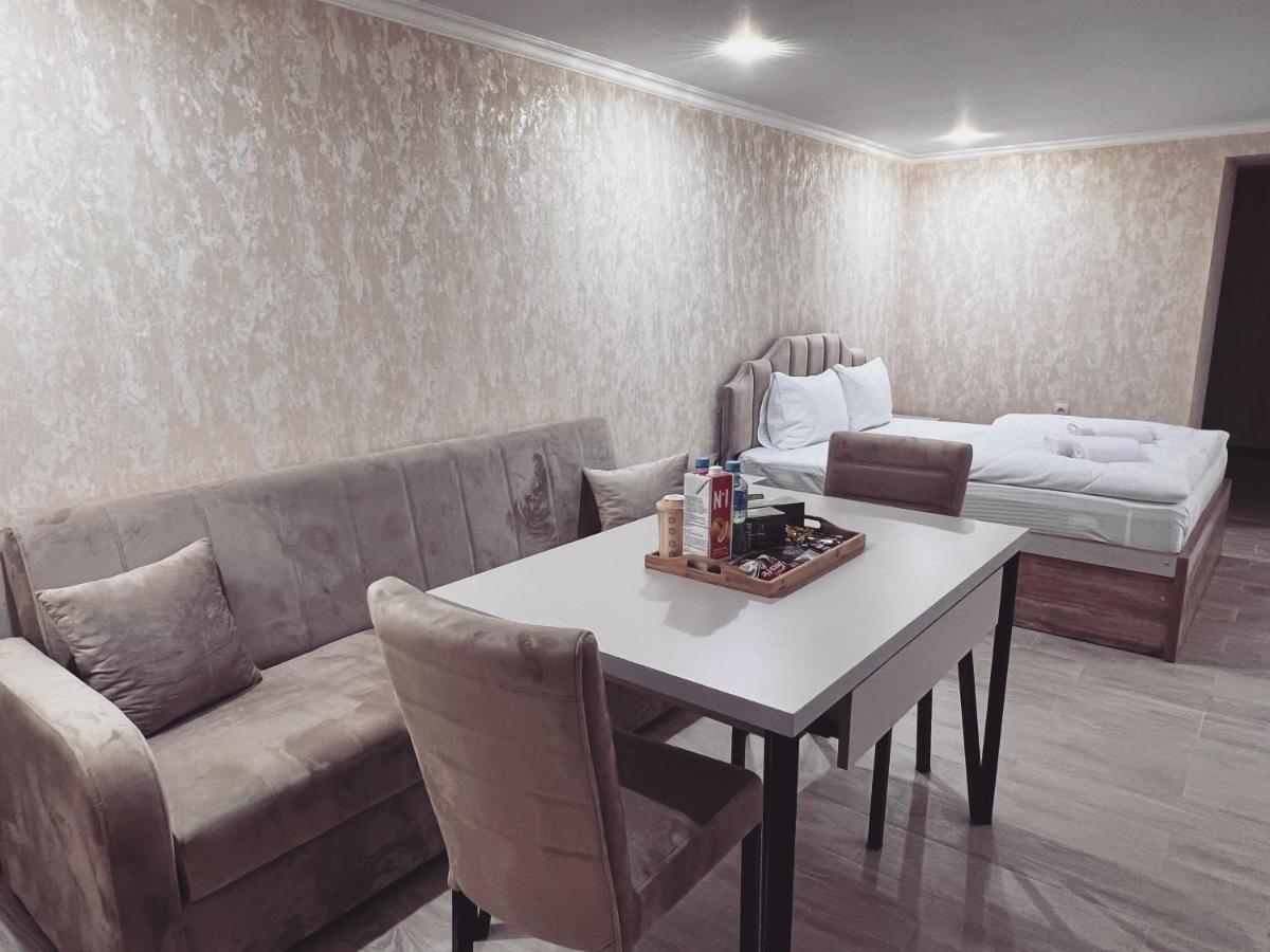 Appartement Gardenia à Tskhaltubo Extérieur photo